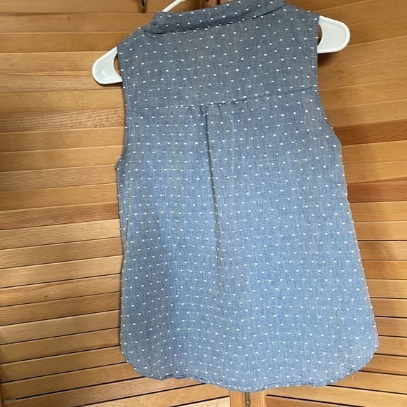 Ginger G button down size Medium - Picture 5 of 8